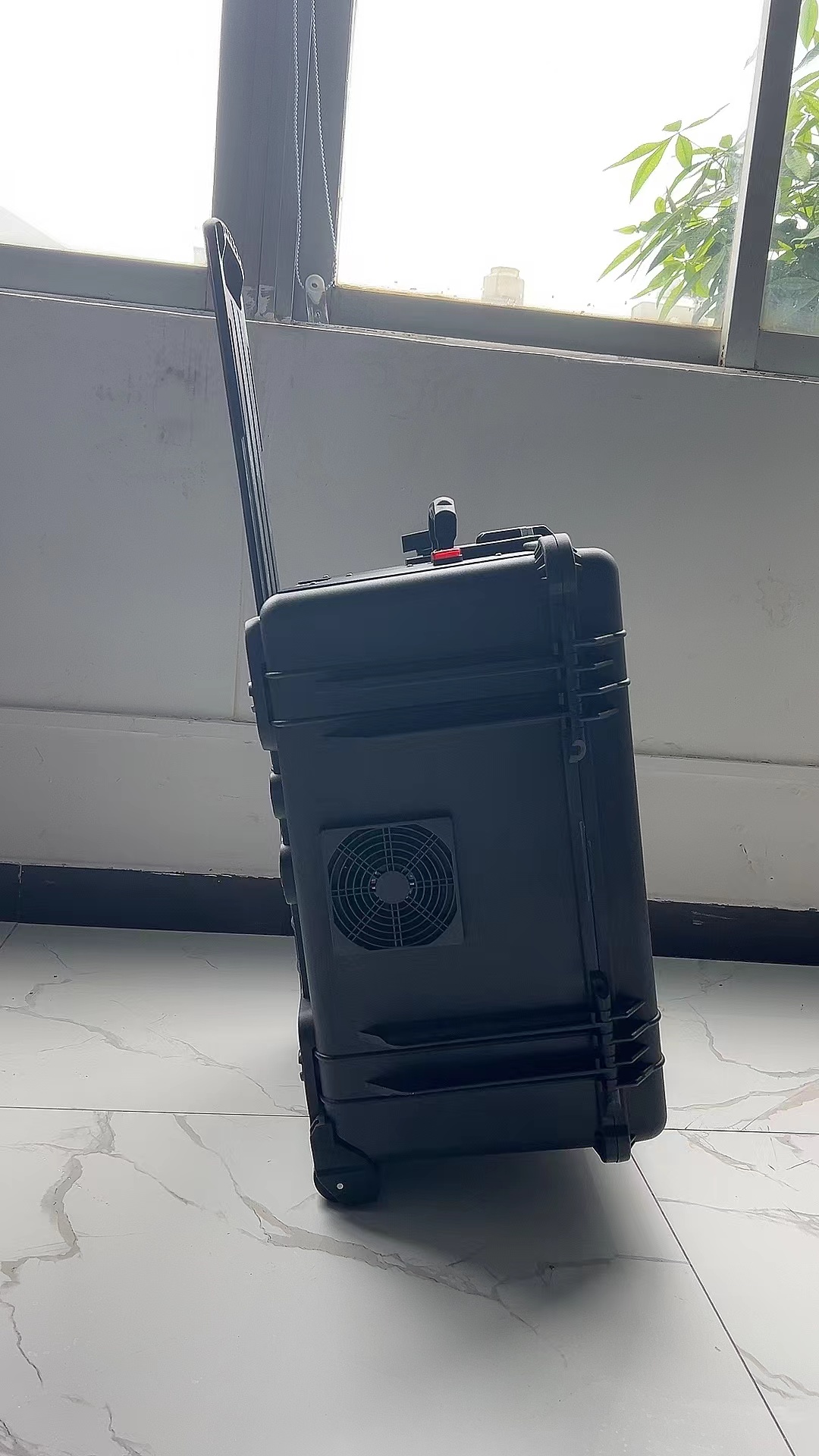 牡丹江手拉箱型移动通信干扰器